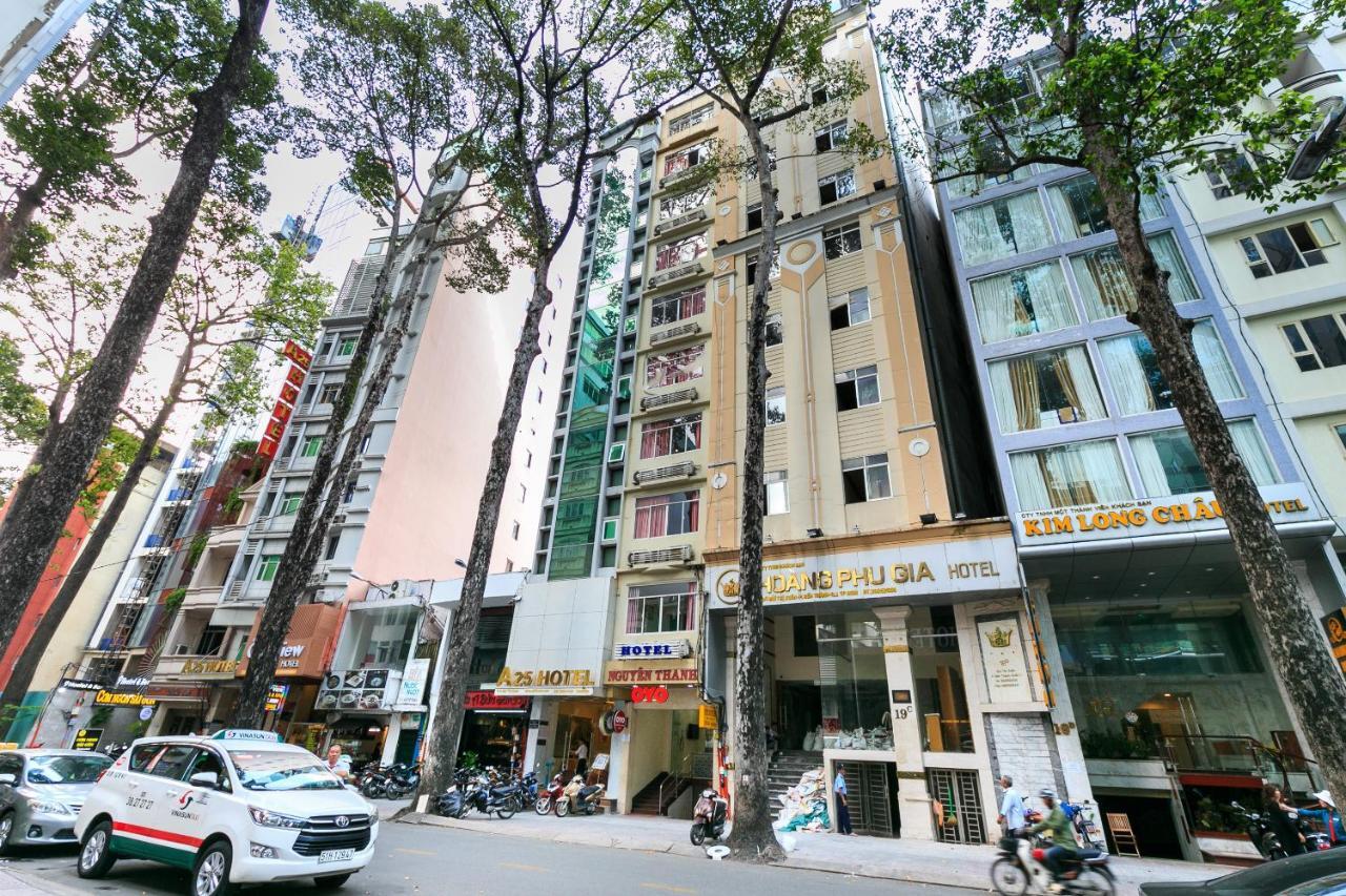 הו צ'י מין סיטי Oyo 422 Nguyen Thanh Hotel מראה חיצוני תמונה
